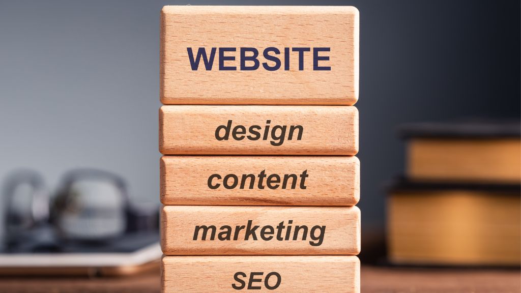 Comparing professional web design and website builders for Saskatoon businesses